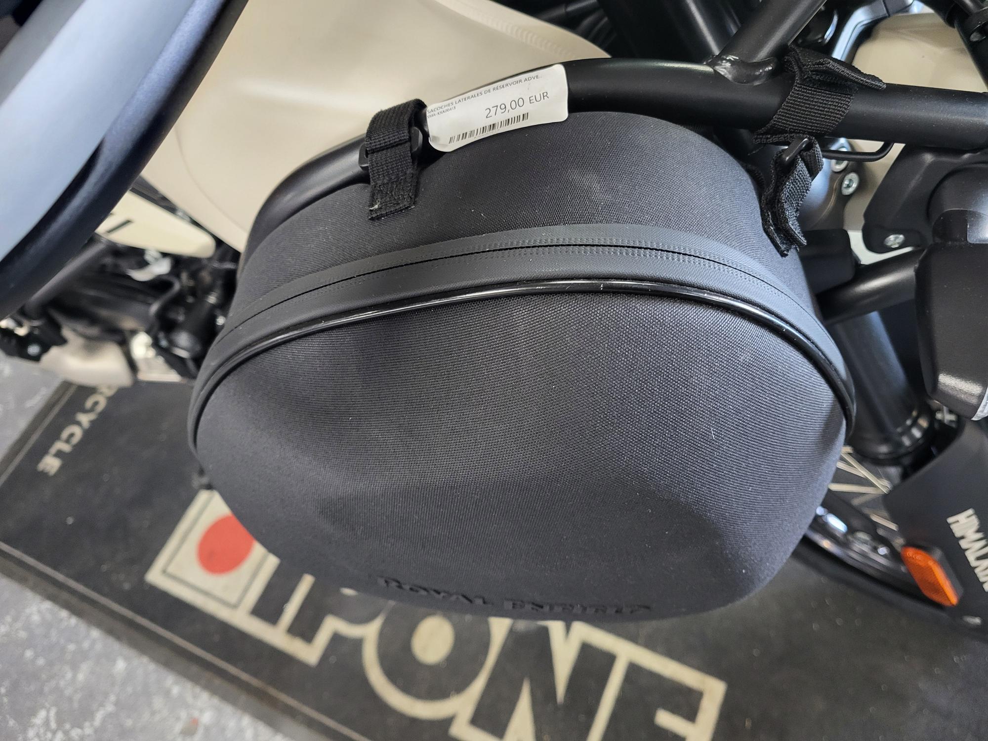 sacoches latérale 279€ 